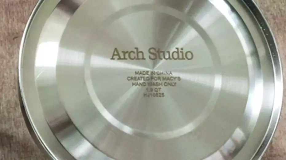 Macy's отзывает популярный кухонный прибор из-за риска ожогов.