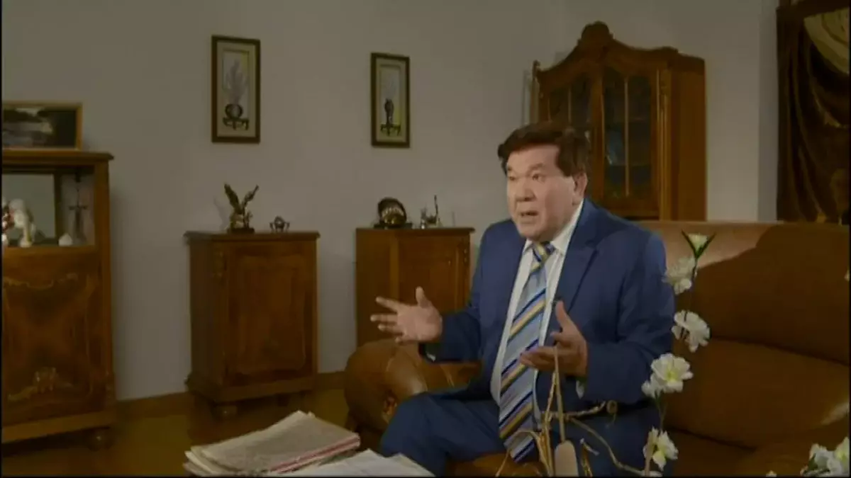 Өтеген Оралбайұлы: Мұхтар Шаханов – өлең өрнегінде өз мектебін салған ақын