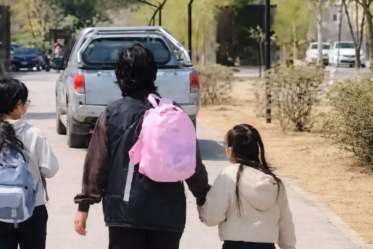 Прокатился по тротуару – получил штраф: в Актау наказали водителя Mitsubishi - новости на Lada.kz 20.04.2026