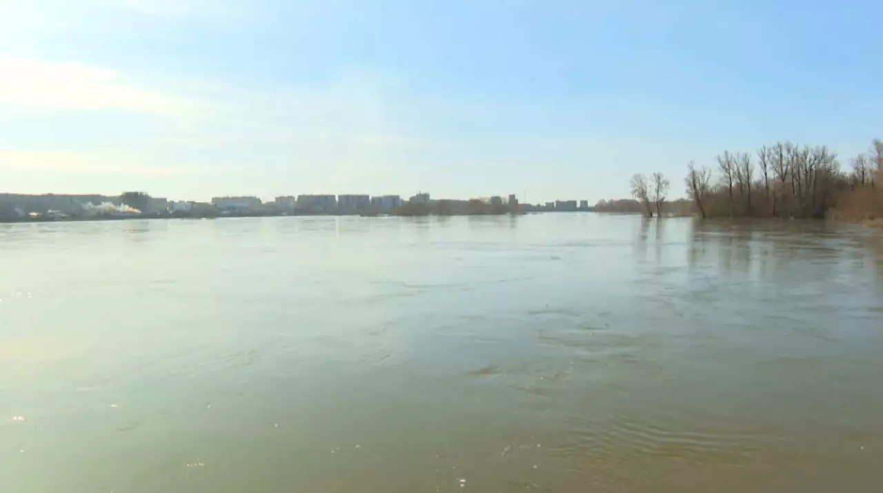 Бейбітшілік аралын су басты