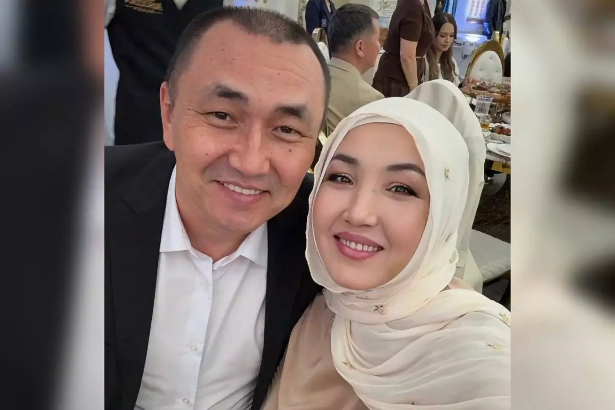 «Мені қимайды-ау»: Индира Расылхан кезінде өзі жамандаған күйеуін көрсетіп, мақтады (ВИДЕО)