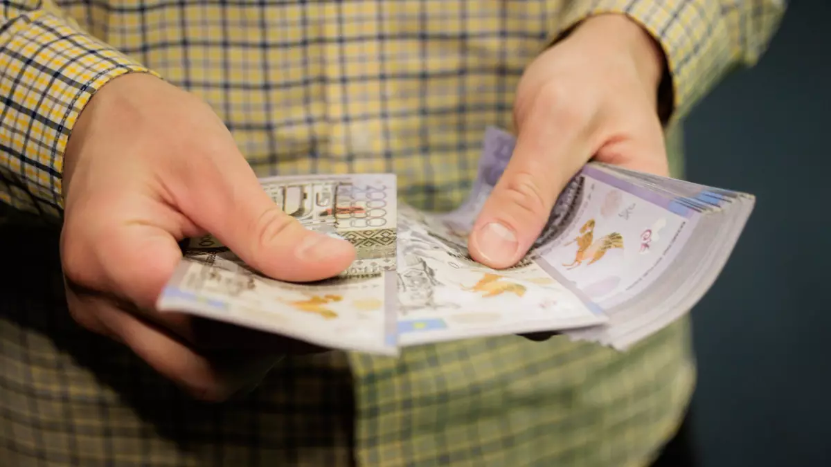 Қазақстандықтарға тіс имплантын салдыру қаншаға түседі?