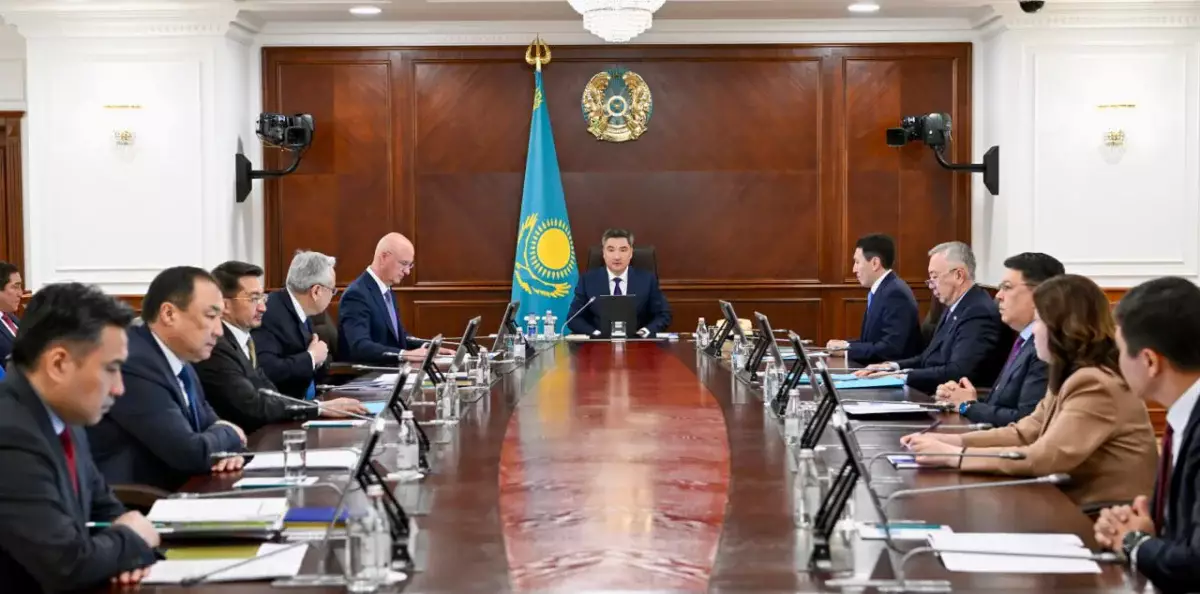 Олжас Бектенов: Біздің міндетіміз – мүмкіндігі шектеулі жандарға жан-жақты қолдау көрсету