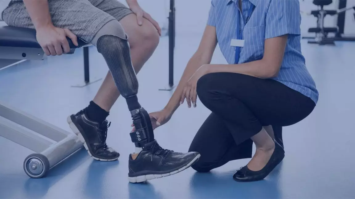 Енді елімізде мүмкіндігі шектеулі жандарға арбалар мен протездер жалға беріледі