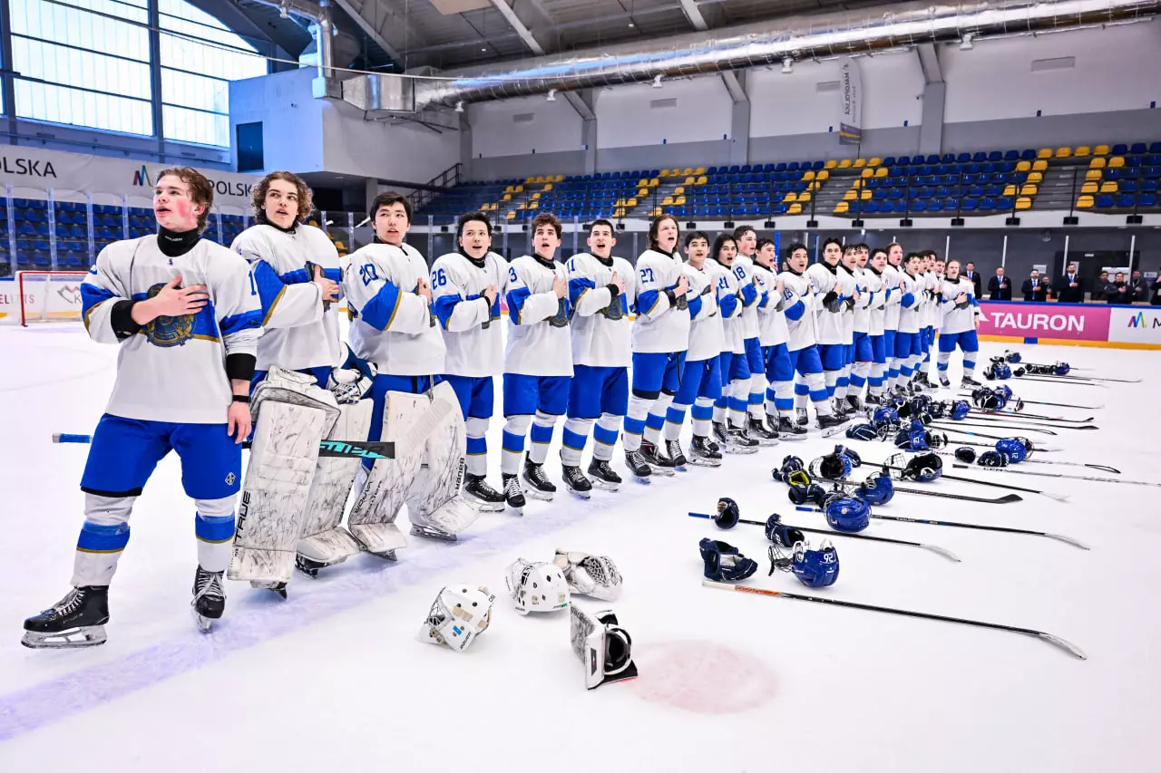 Сборная Казахстана один из лидеров чемпионате мира по хоккею (видео)