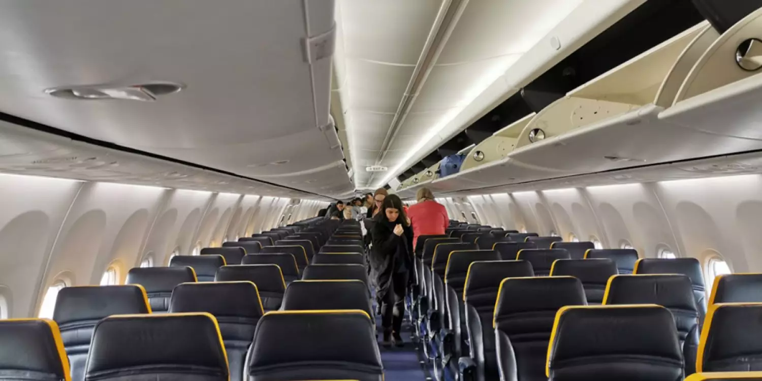 Танымал дирижер ұшақ бортында көз жұмды