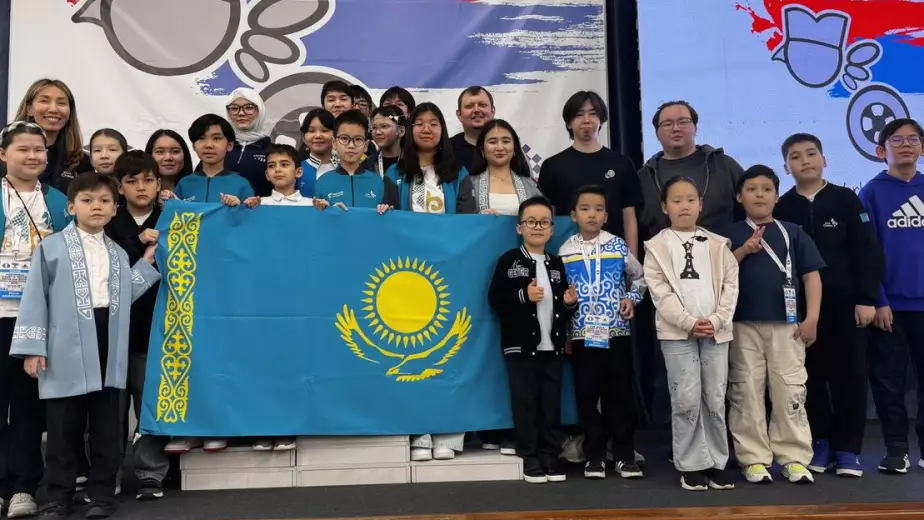 Казахстанские шахматисты установили исторический рекорд на юниорском ЧМ