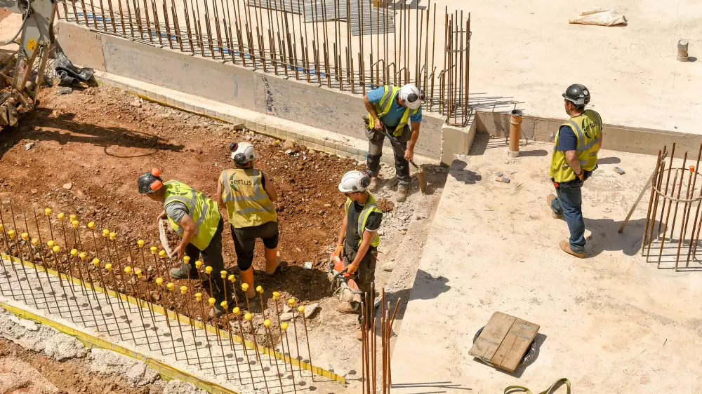 Айыппұлдарды көбейту керек - министр мигранттарды заңсыз жұмысқа алу туралы