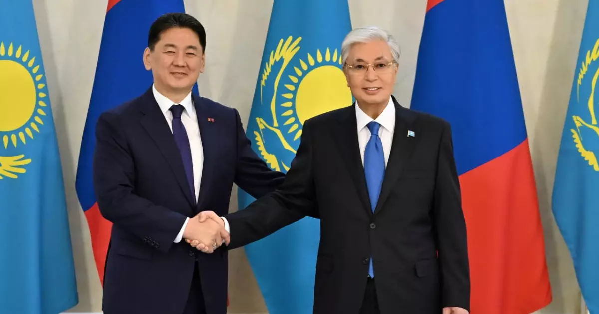  Қазақстан мен Моңғолия президенттері шағын құрамда келіссөз жүргізді 