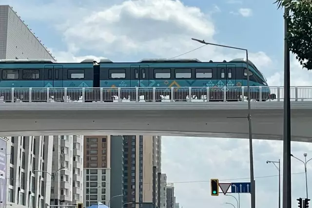 Астана әкімі LRT іске қосу мерзімін нақтылады