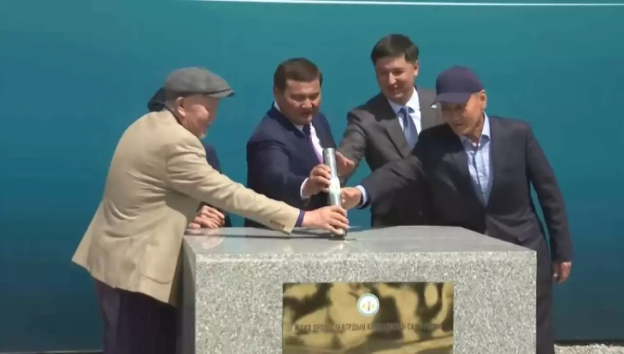 В Кызылорде заложили капсулу на месте будущего драмтеатра