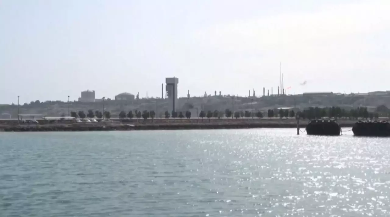 Ормуз бұғазында алаяқтық белең алды