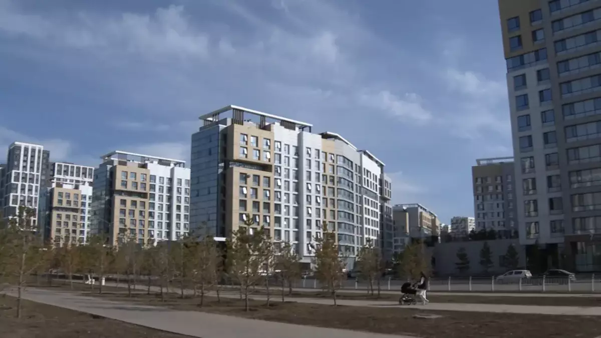 Биыл 12 мыңнан аса мүгедектігі бар адамбаспанаға ие болады