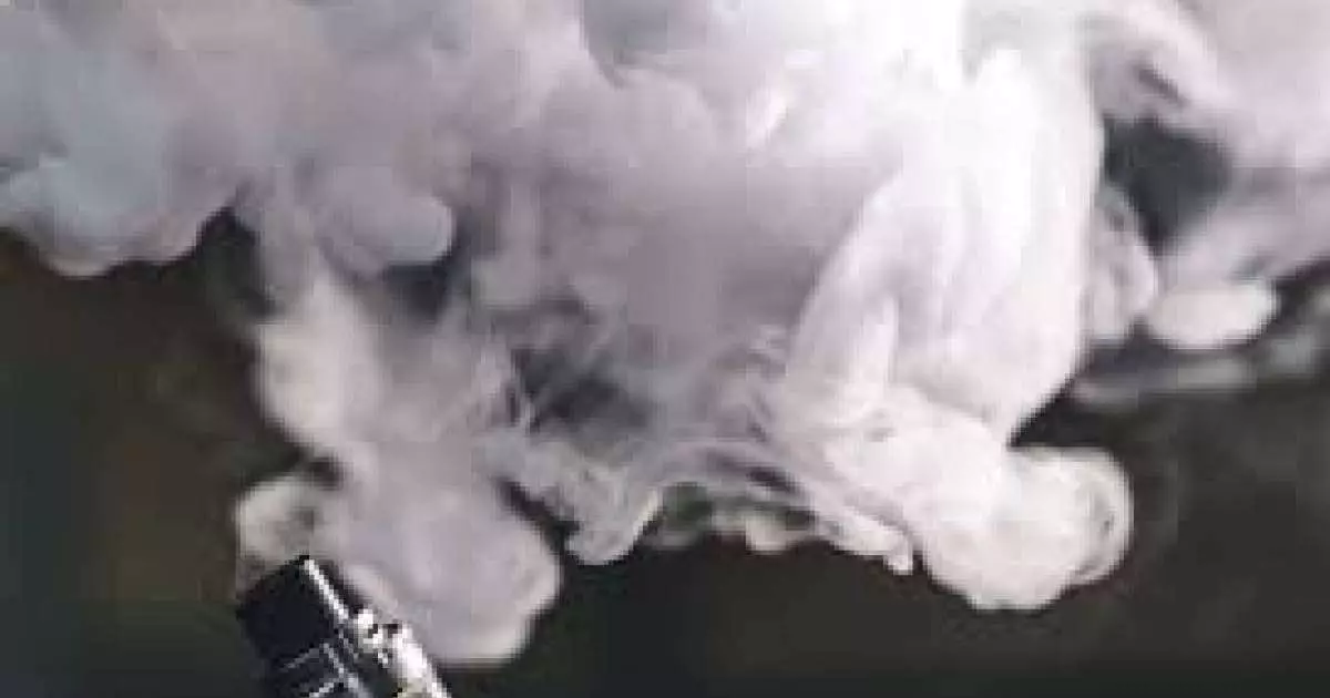  18 ай өмірі қалған: 7 жыл бойы вейп шеккен қыз қатерлі дертке шалдықты 