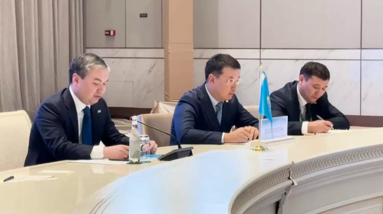 Өнеркәсіп министрлерінің алғашқы отырысы өтті