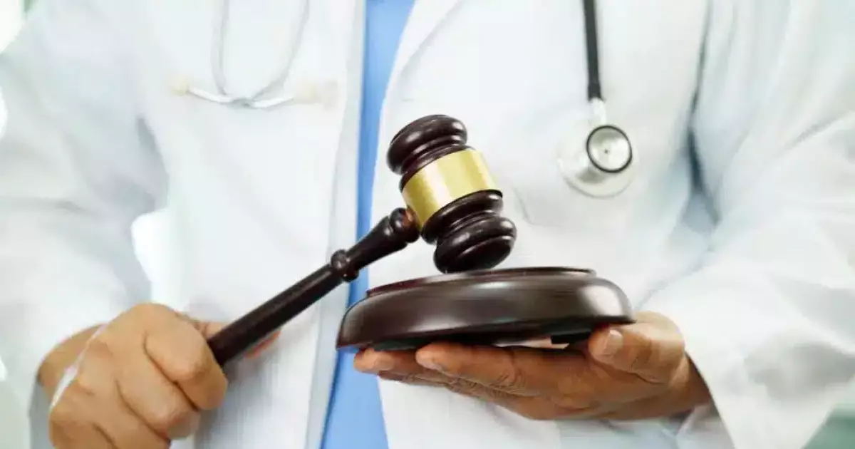  Астанада жедел жәрдем қызметкеріне шабуыл жасаған азаматқа сот үкімі шықты 