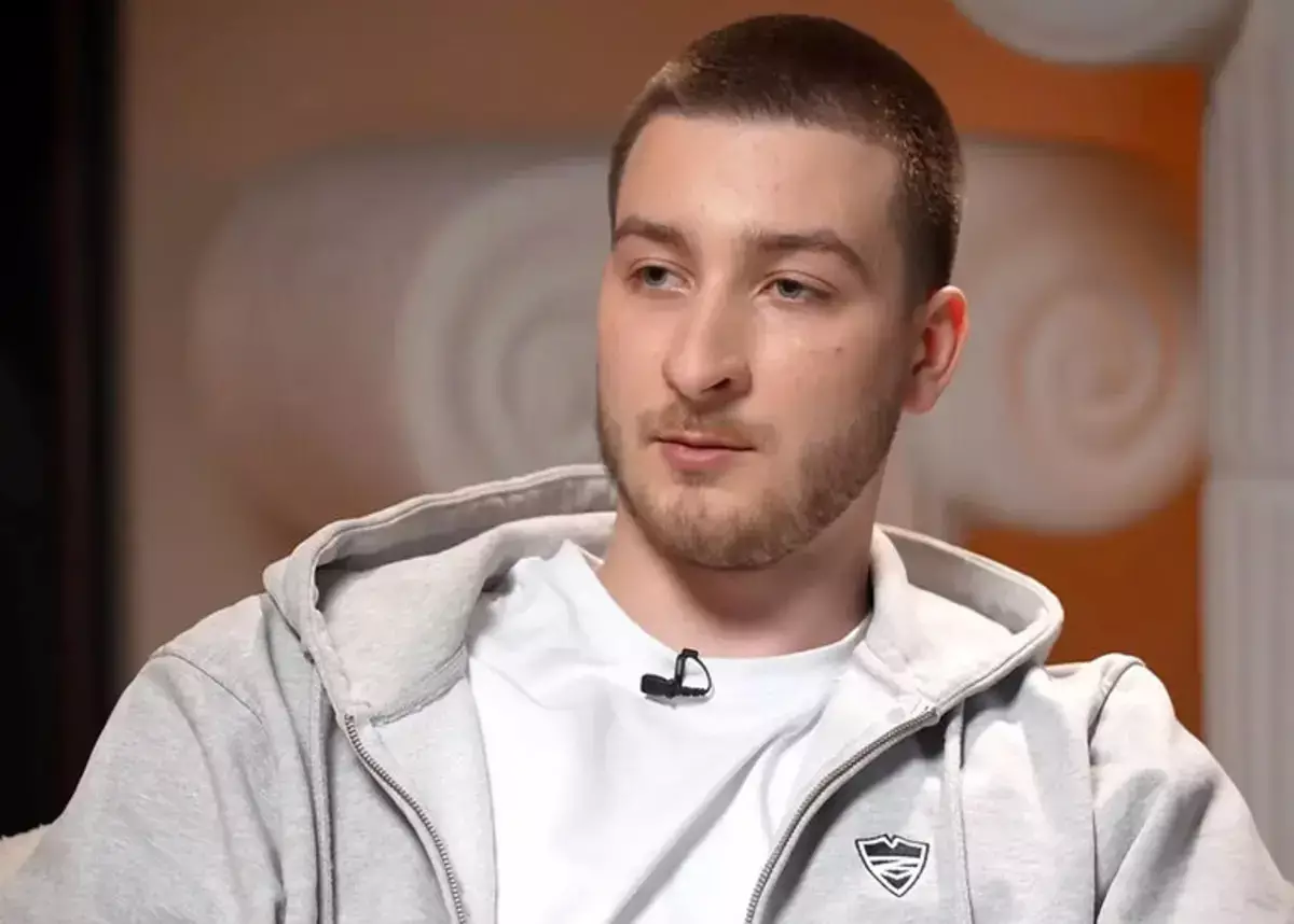 Сын Плющенко объяснил, почему не называет его отцом - новости на Lada.kz 21.04.2026