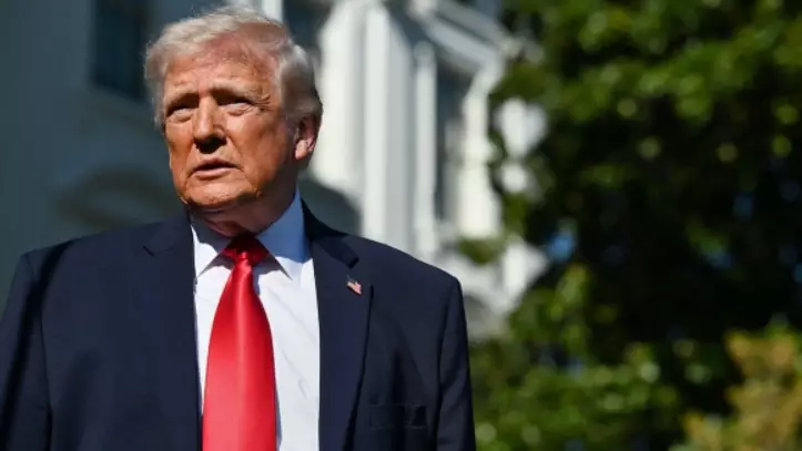 Трамп Иранмен атысты тоқтату режимін ұзартатынын мәлімдеді