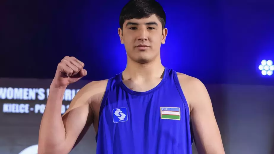 Чемпион мира из Узбекистана разгромил соперника на старте этапа Кубка мира