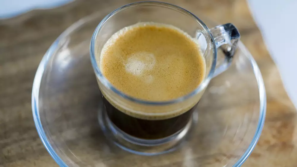 Дәрігер кофе ішкеннен кейін не істеуге болмайтынын айтты