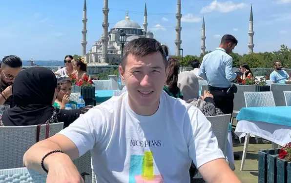 Отбасылық жанжал: Рахат Тұрлыхановқа қатысты іс қалай аяқталды?