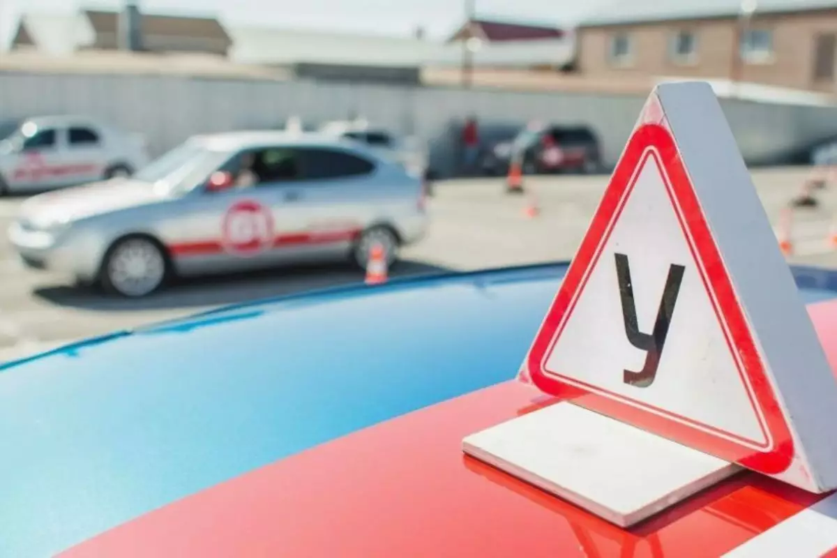 Массовые проверки автошкол в Казахстане: выявлены десятки нарушений