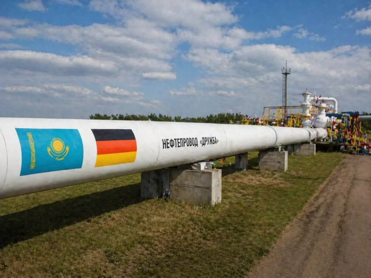 Қазақстан Ресей арқылы мұнай транзитін тоқтатты – Энергетика министрі