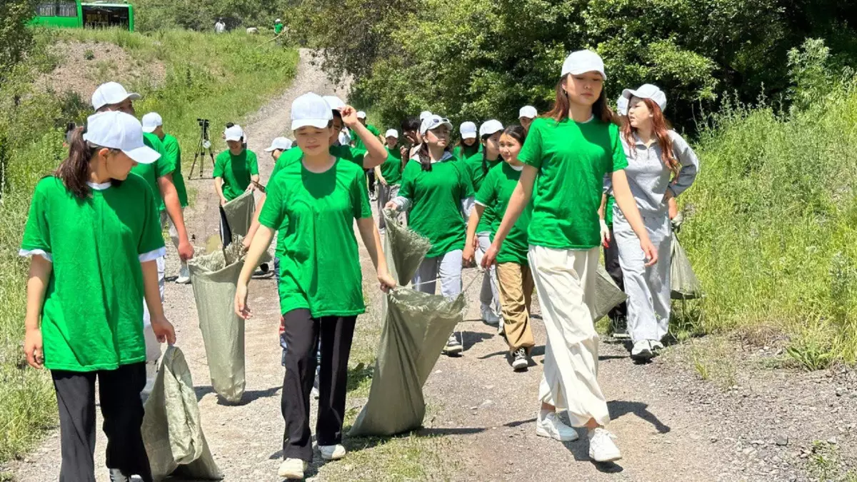 Движение «Таза Қазақстан» объединило почти миллион человек в стране