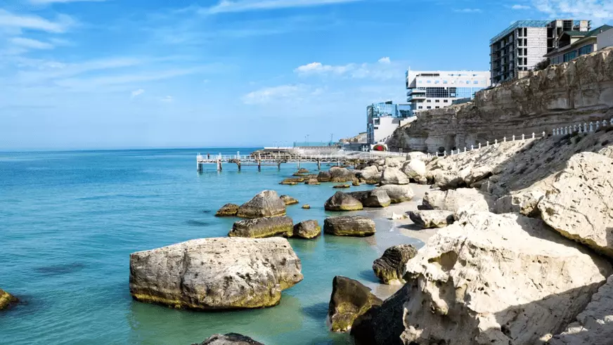 Токаев призвал запретить военную активность в Каспийском море