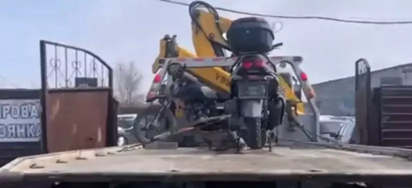 Семейде заңсыз мотоцикл мінгендер жауапқа тартылды