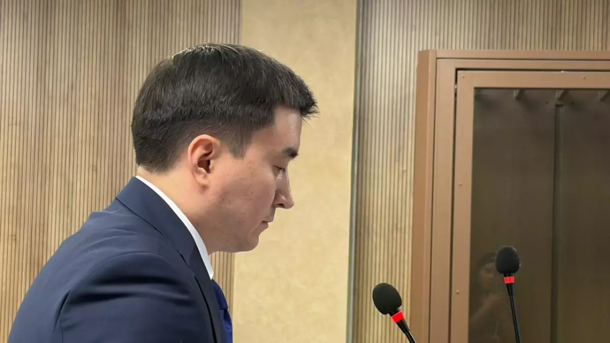 Следователь объяснил, зачем Жанабыловых водили к руководству ДЭР