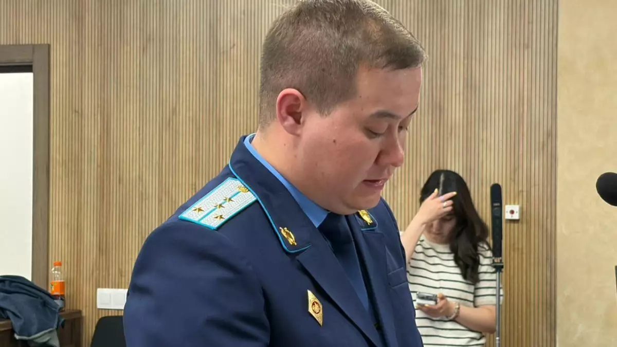 Прокурор запросил 4 года лишения свободы для Жанабылова и Толегеновой