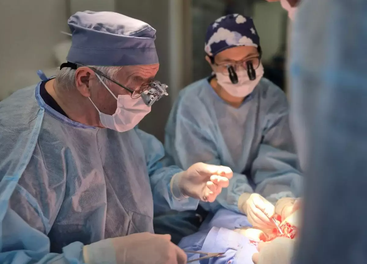 Алматыда сирек кездесетін патологиясы бар балаларға бірегей операциялар жасалды