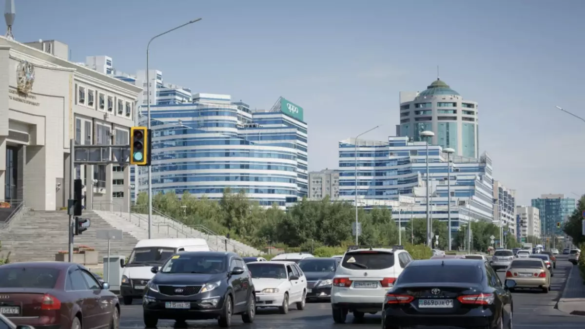 Жителей Астаны предупредили о длительном перекрытии дороги