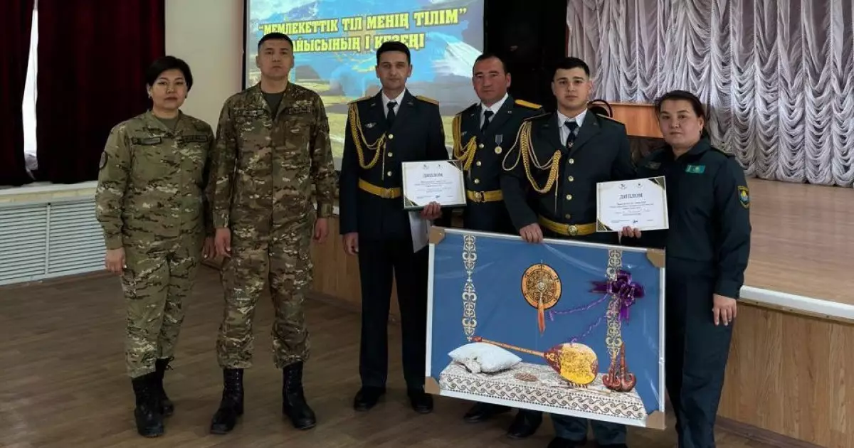  Өзге ұлт әскери қызметкерлері мемлекеттік тілді ұлықтады 