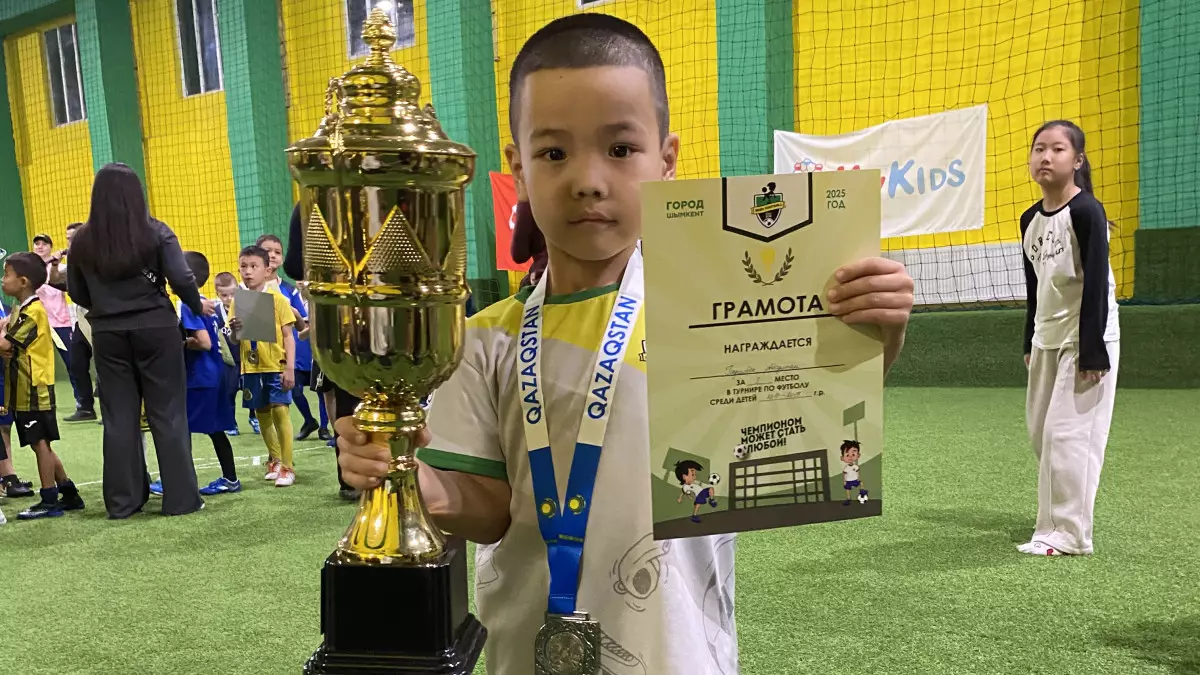 6 жастағы жұлдыз: Айсұлтан «Қайрат» академиясына қалай қабылданды?