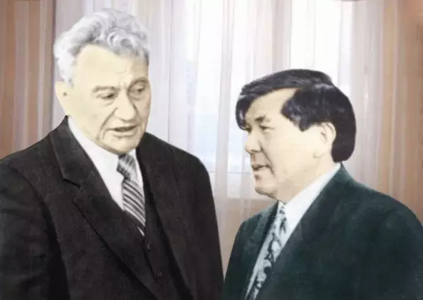 Ұлы ақын Мұхтар Шаханов туралы ұлы тұлғалардың естеліктері