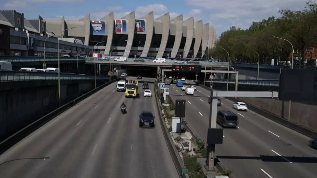 Франция пытается решить топливный кризис