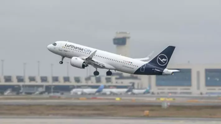 Lufthansa откажется от 20 тыс. рейсов для экономии топлива