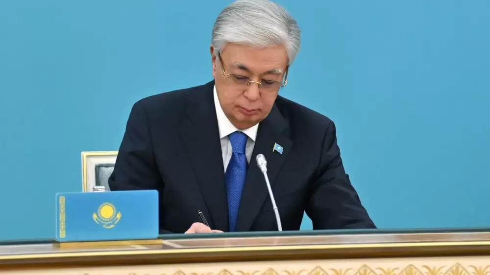 Токаев и лидеры стран Центральной Азии подписали важные документы на саммите в Астане