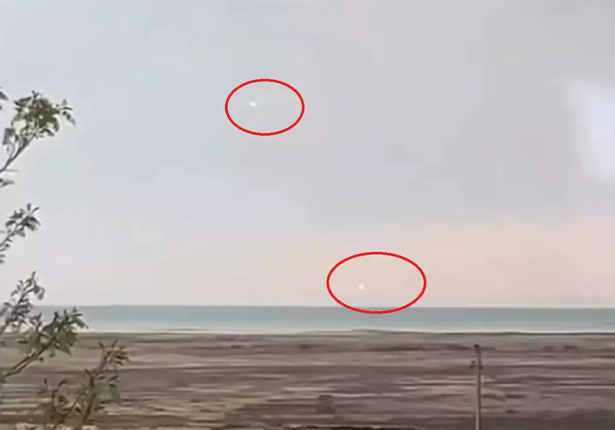 Военные объяснили загадочные объекты в небе над Мангистау - новости на Lada.kz 22.04.2026