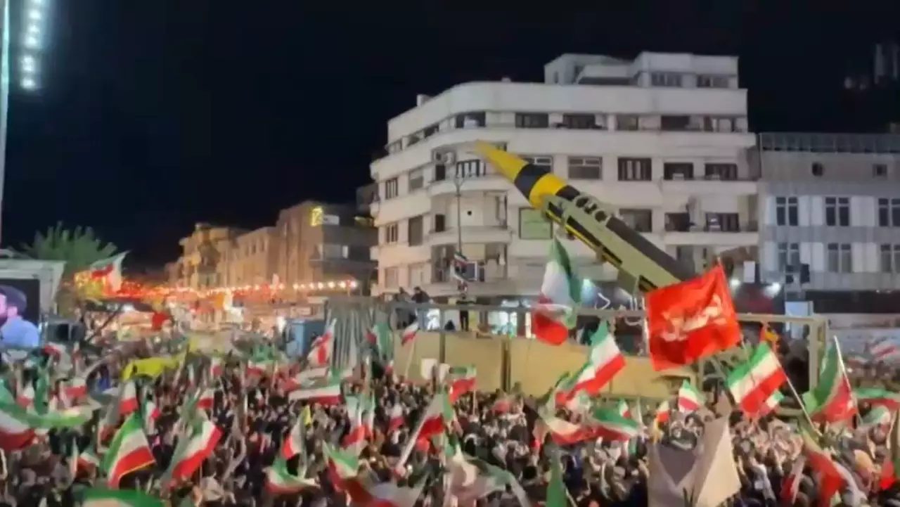 Иран баллистикалық зымыранын көрсетті