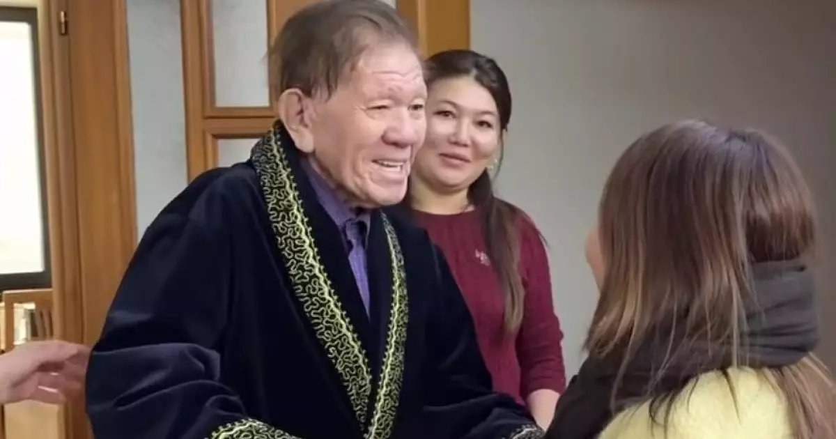  `Түркияға апарып, емдетеміз деп едік`: Мұхтар Шахановтың соңғы күндері (ВИДЕО) 