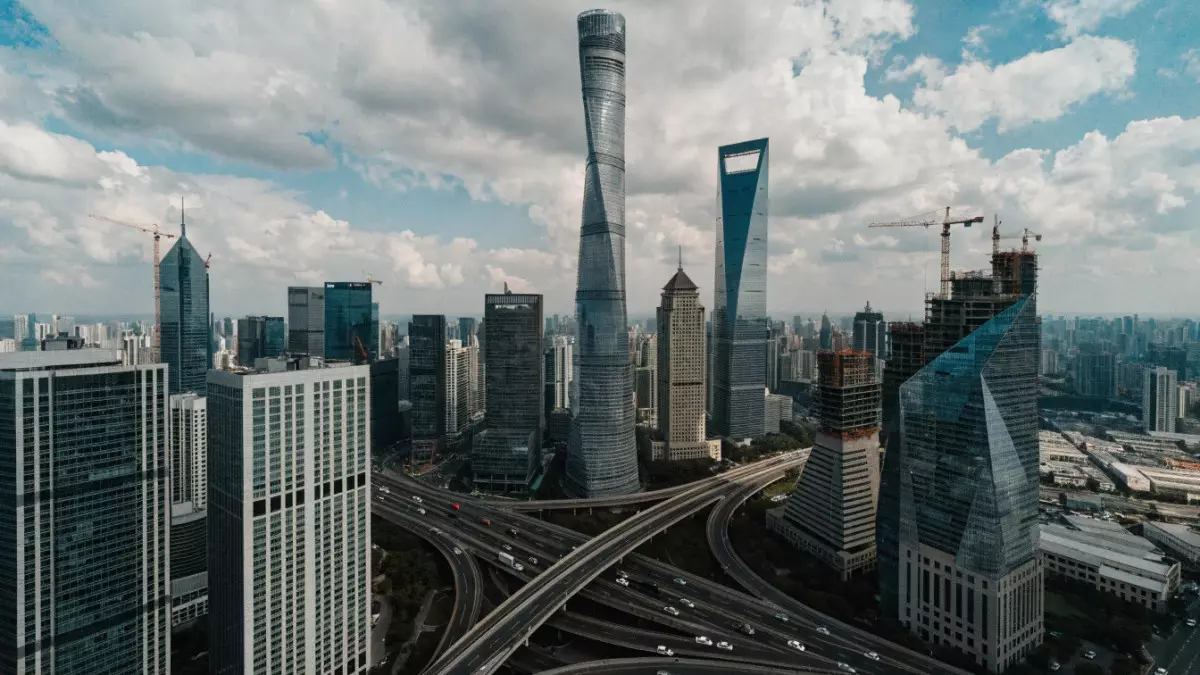 В Китае превращают дороги в бесконечный пауэрбанк