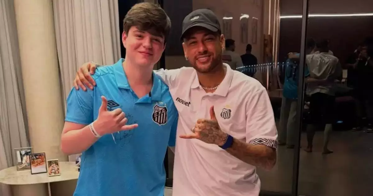  `Қазақстан мен Бразилия – бір туған`: Қазақ киберспортшысы әйгілі футбол жұлдызымен кездесті (ФОТО) 