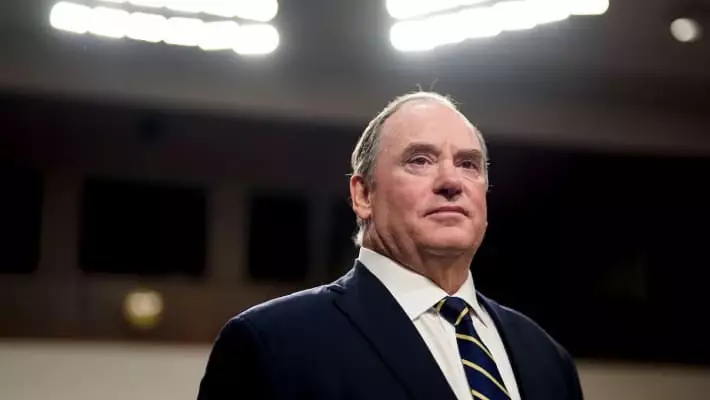 Пентагон объявил об отставке главы ВМС США