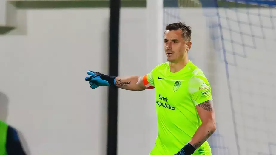 Покатилов идет к золотому дублю. Карабах повержен дважды