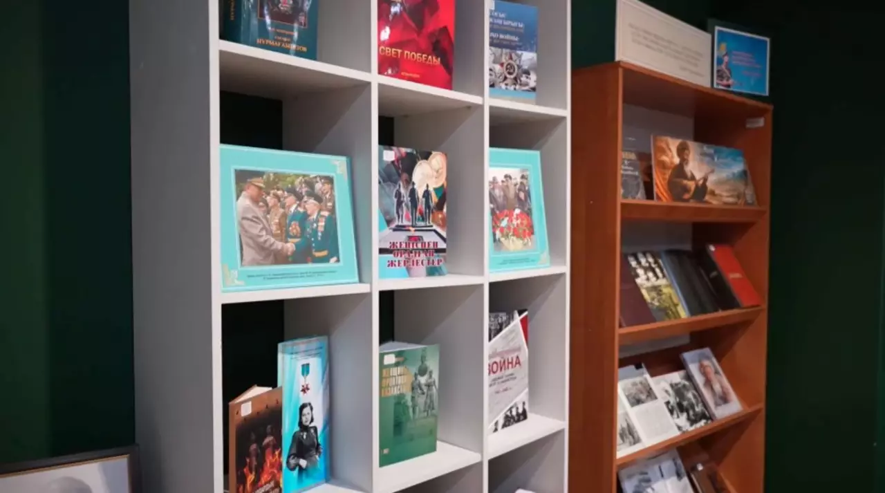 Елімізде әр сарбаз бес кітап оқуға тиіс