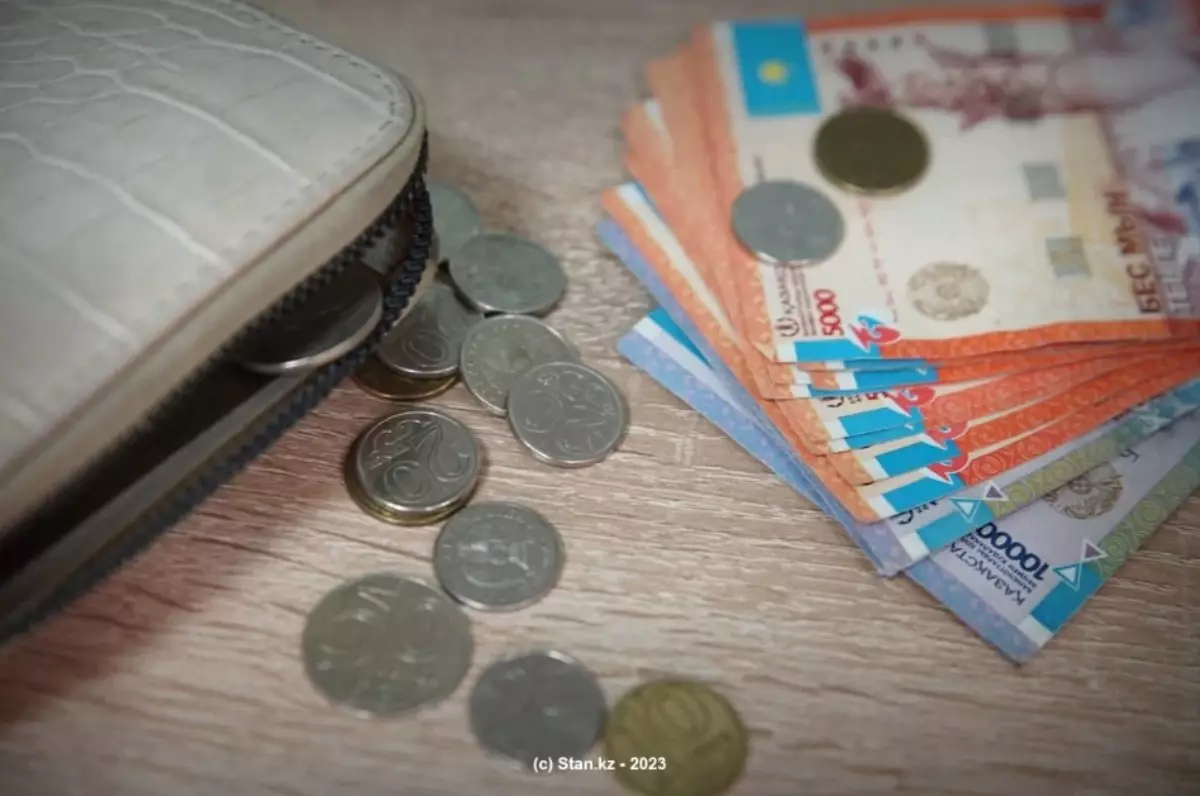 "Жеке деректеріңізді алаяқтыққа пайдаланады": БЖЗҚ "зейнетақы жинағын алып береміз" деген делдалдардан сақ болуға шақырды