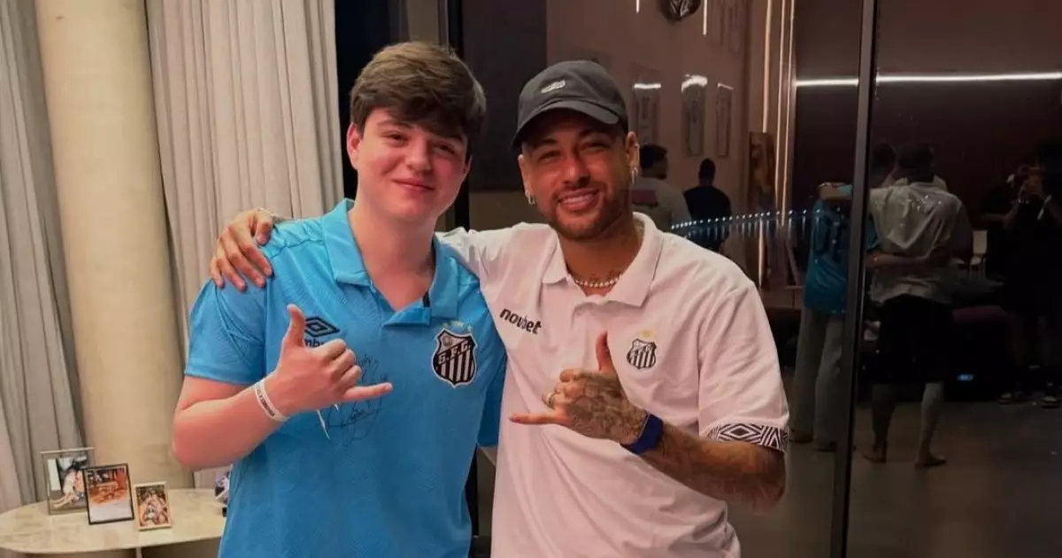  Қазақстандық киберспортшы әлемге әйгілі Неймармен кездесті 